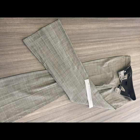 Elie Tahari pants - Picture 3 of 5